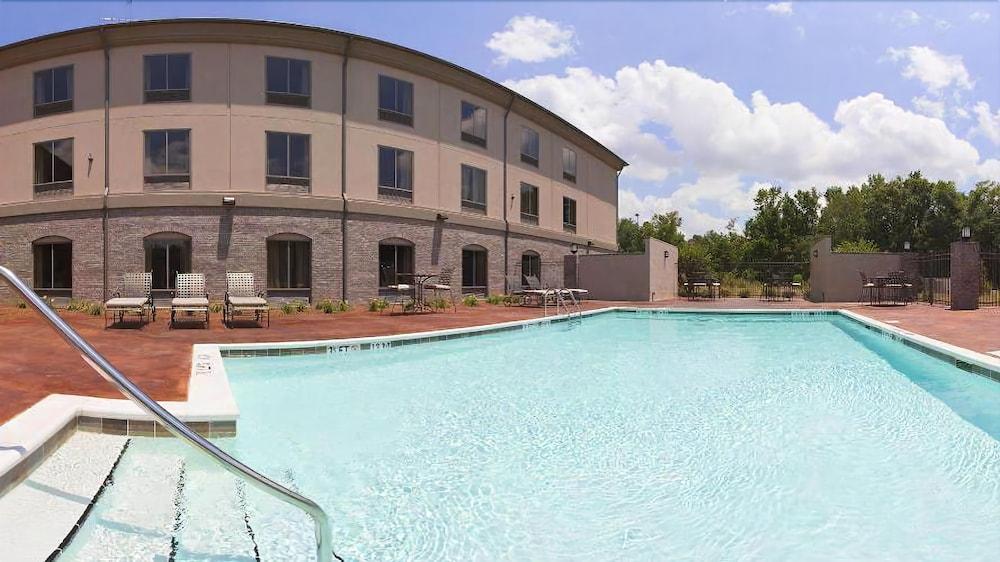 Holiday Inn Express Hotel & Suites Opelika Auburn By Ihg Buitenkant foto
