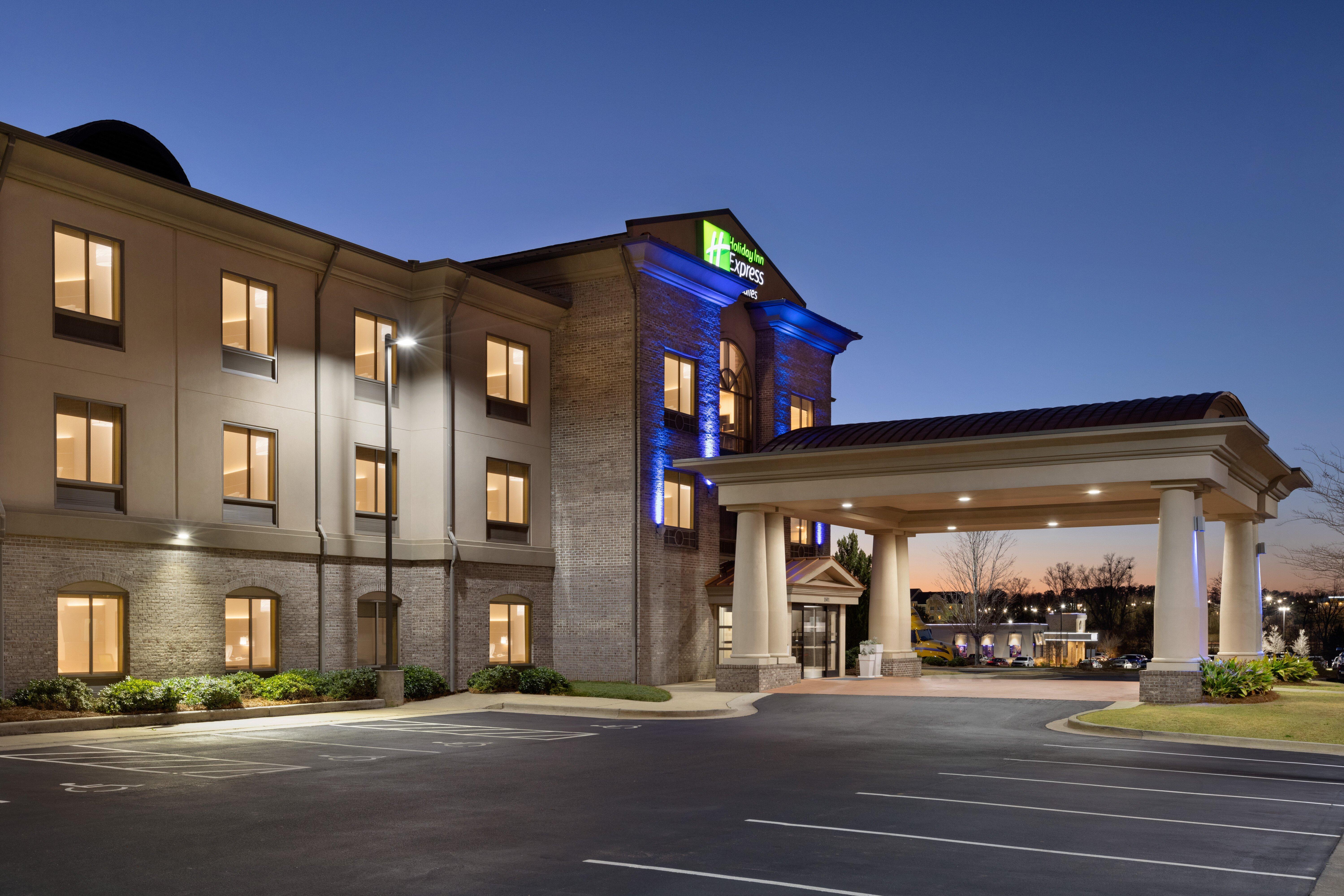 Holiday Inn Express Hotel & Suites Opelika Auburn By Ihg Buitenkant foto