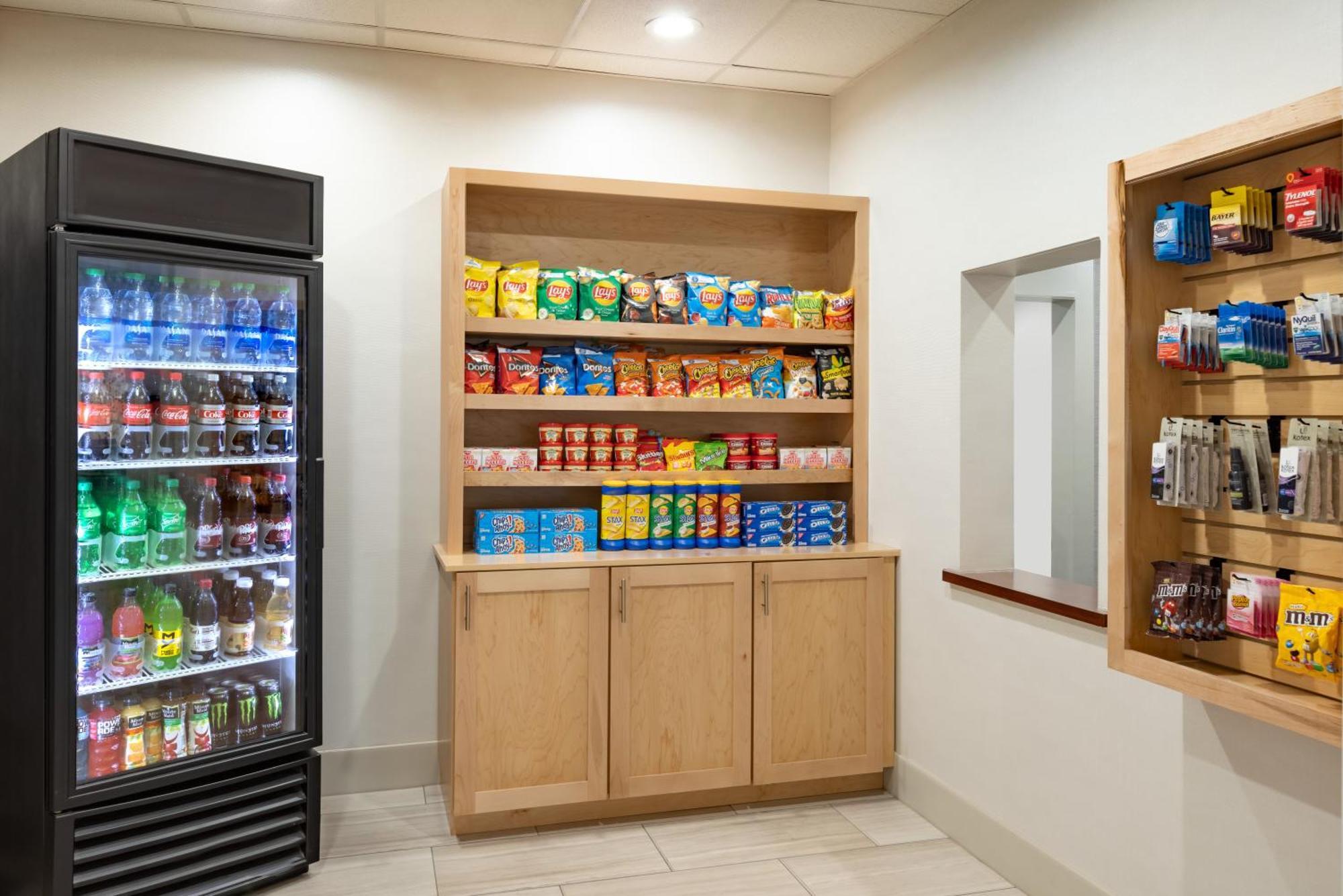 Holiday Inn Express Hotel & Suites Opelika Auburn By Ihg Buitenkant foto