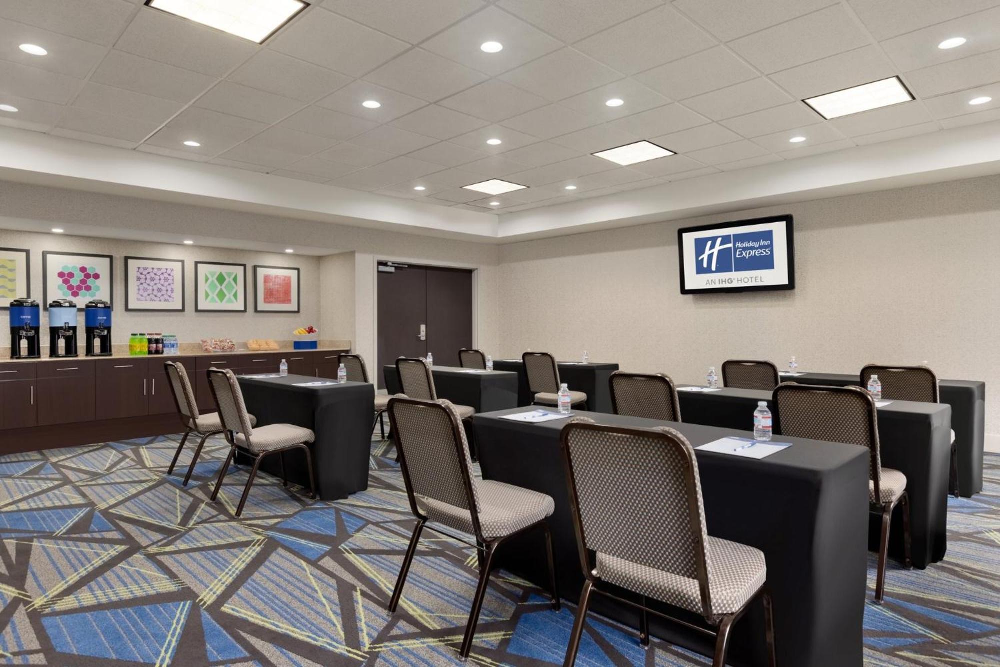 Holiday Inn Express Hotel & Suites Opelika Auburn By Ihg Buitenkant foto