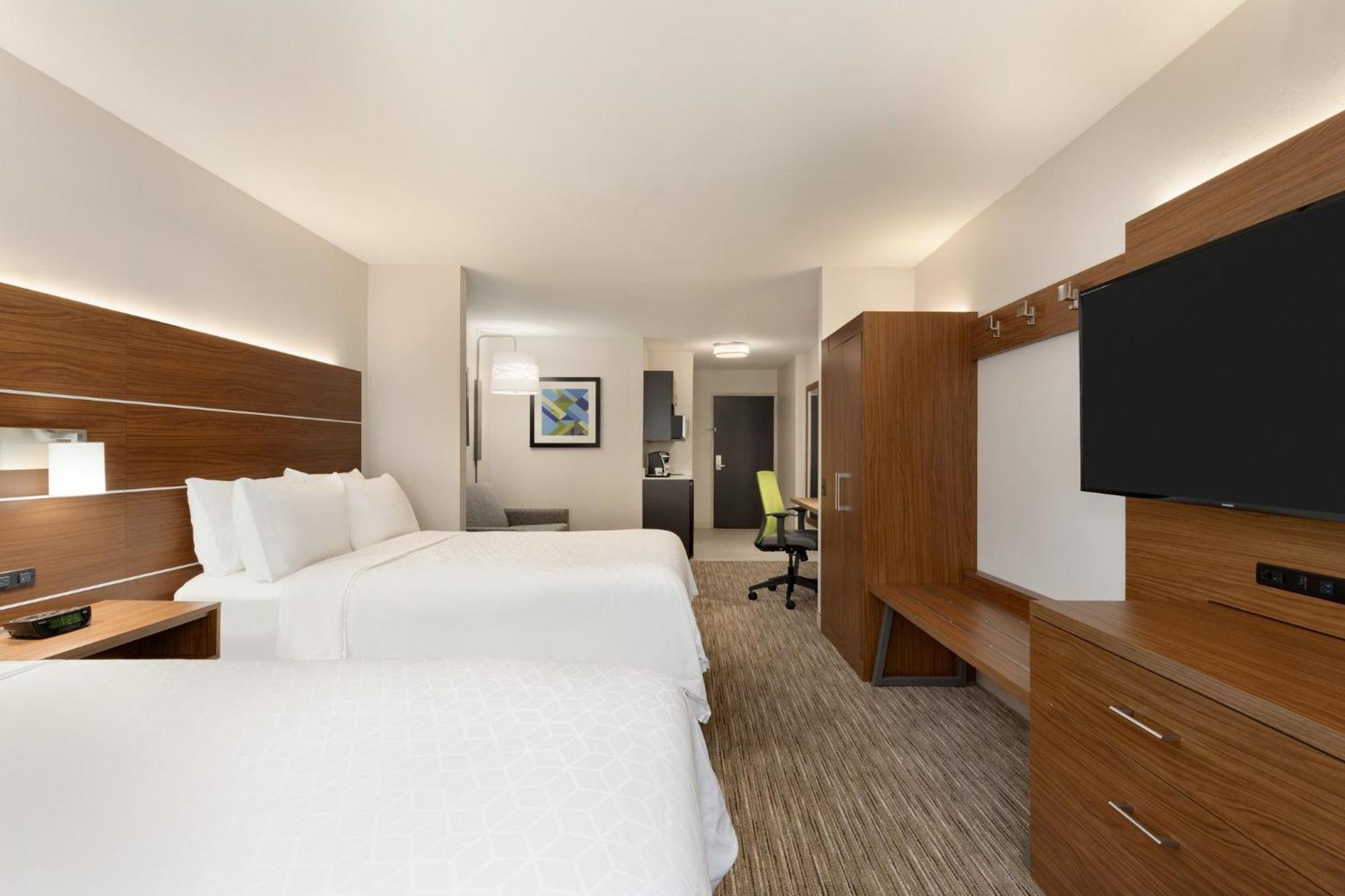 Holiday Inn Express Hotel & Suites Opelika Auburn By Ihg Buitenkant foto