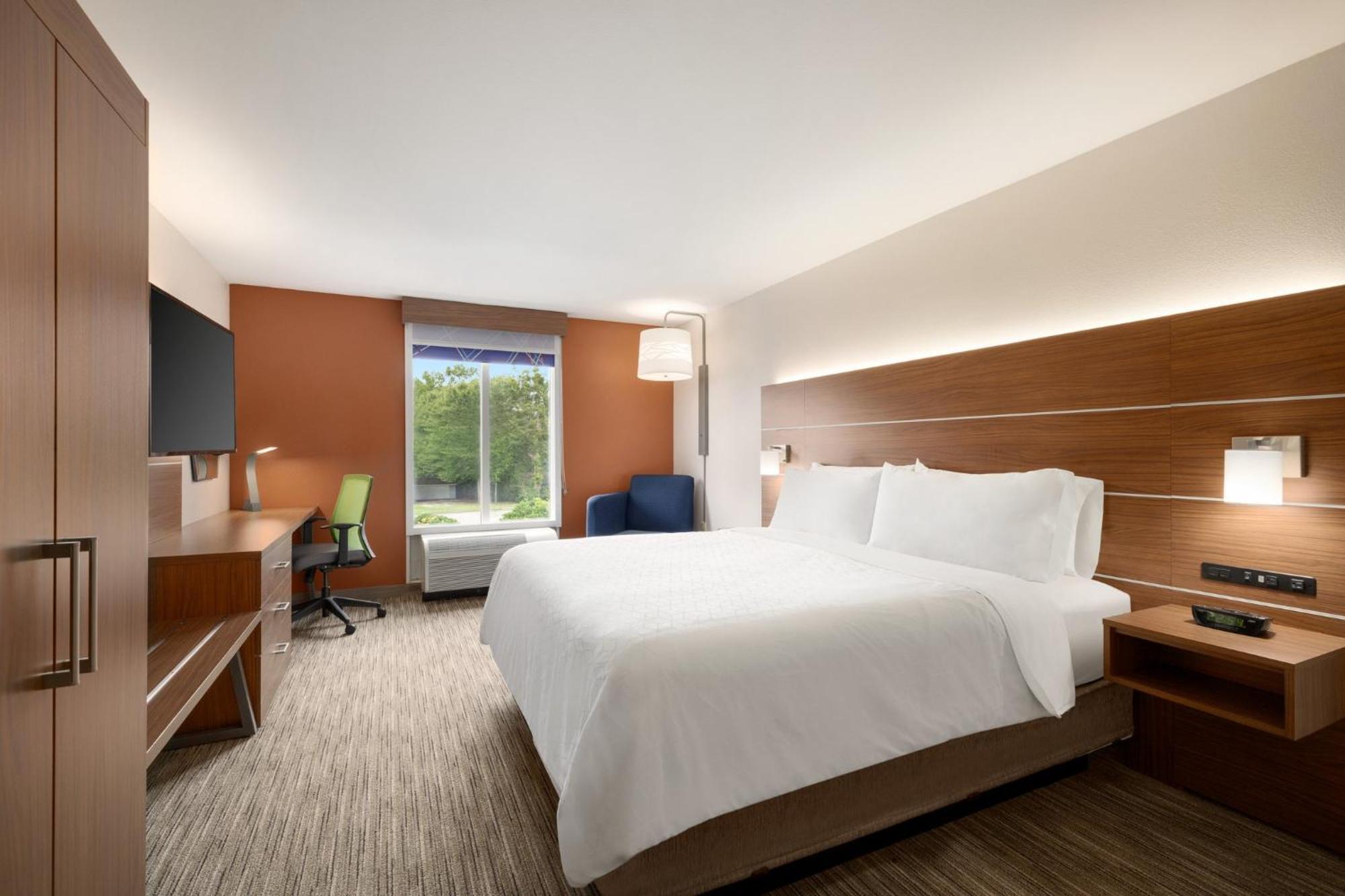 Holiday Inn Express Hotel & Suites Opelika Auburn By Ihg Buitenkant foto