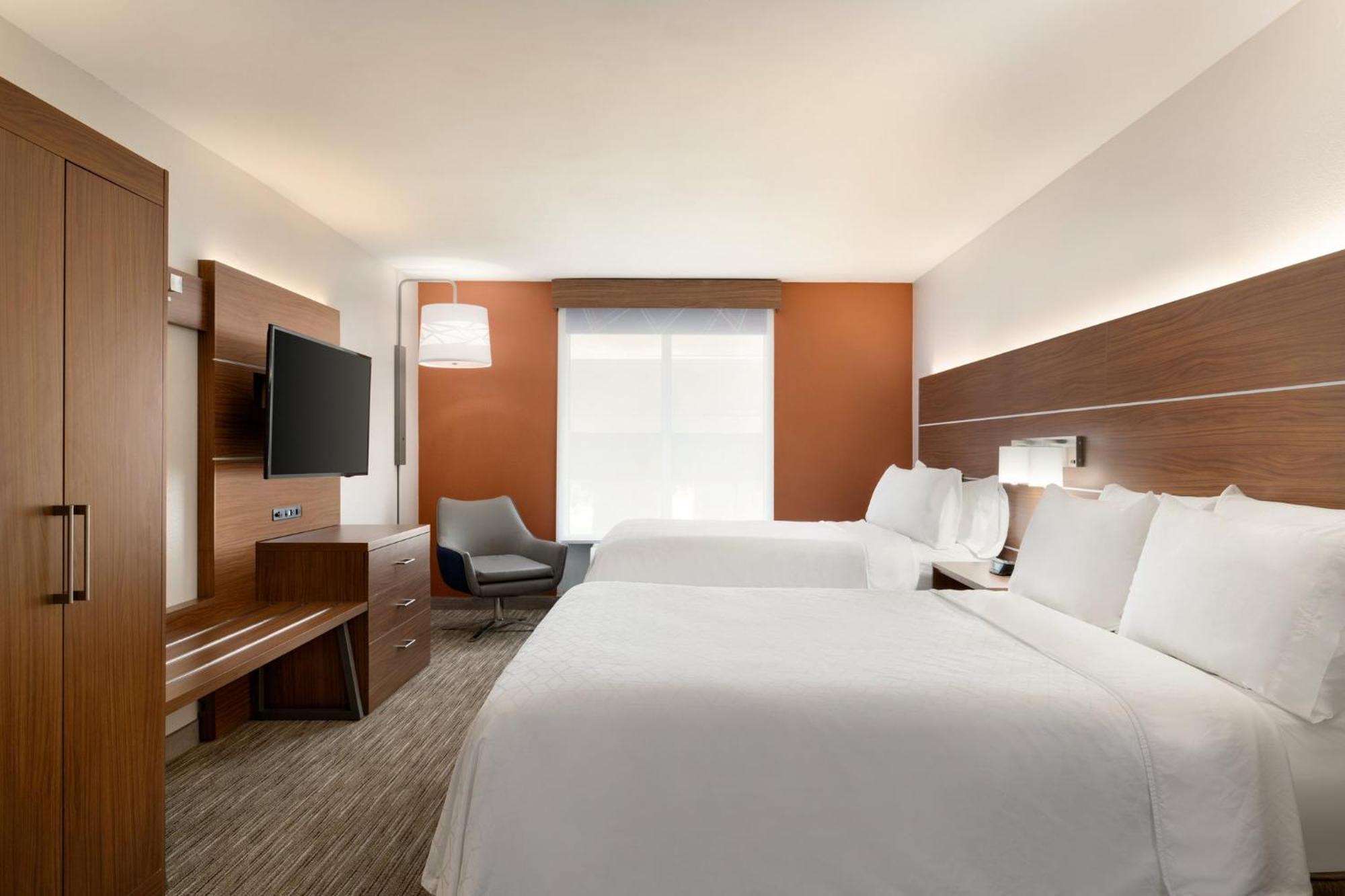 Holiday Inn Express Hotel & Suites Opelika Auburn By Ihg Buitenkant foto